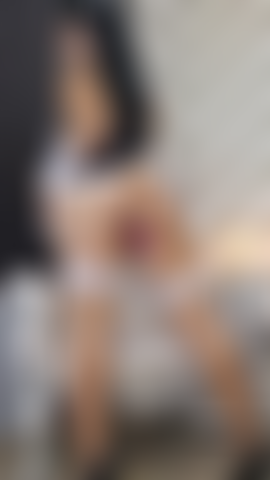 Mueve la tanga a un lado y cógeme.