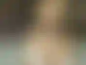 Te cuento mis primeras y favoritas experiencias en el porno con enormes pollas negras mientras humillo tu diminuta polla de gambas.