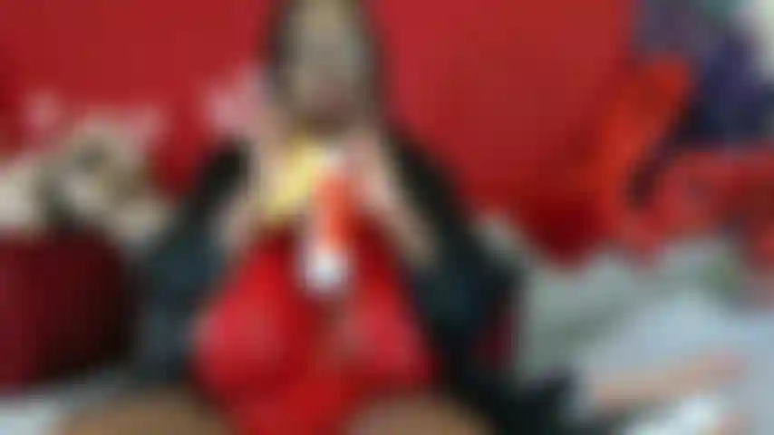 Squirty cream ass play especial san valentin.