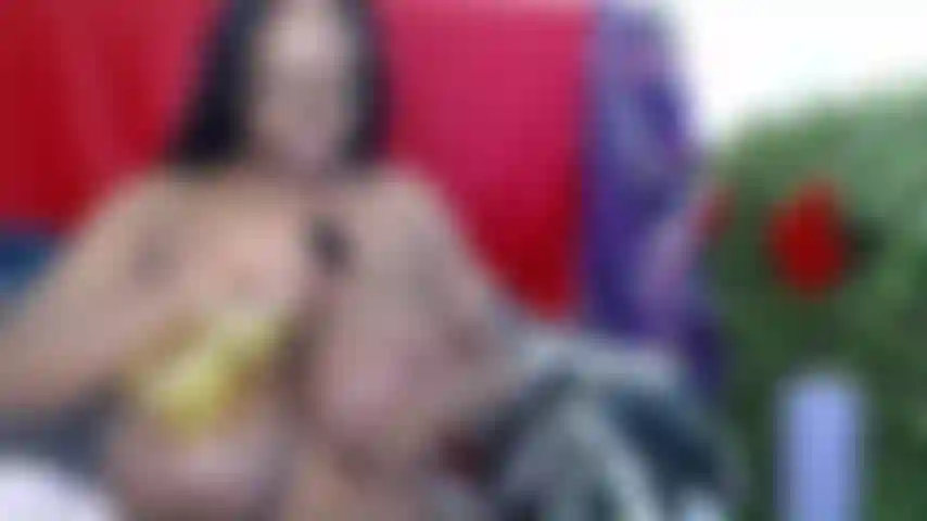 Que se jodan estas aceitosas tetas negras.