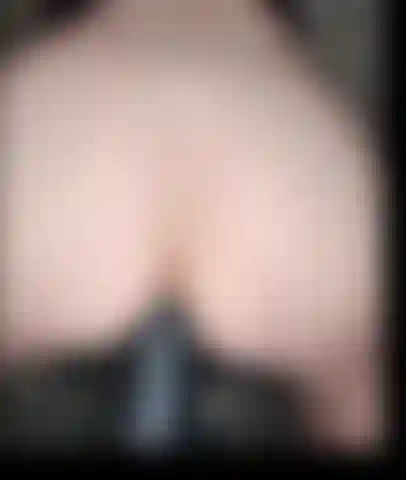 Rebotando en mi dildo personalizado de 14 pulgadas.