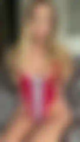 Plug anal rojo de una pieza.