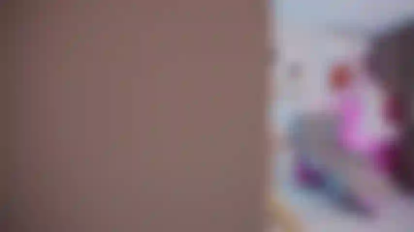 Dulce y traviesa! Desnuda.