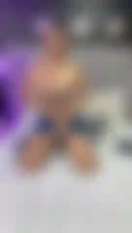 Quieres probar mi gran coño.