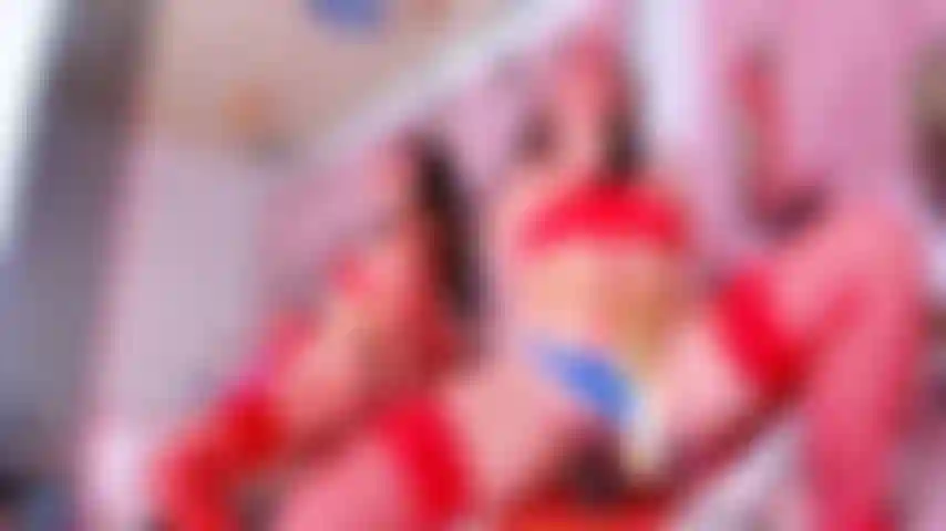 Me encanta montar tu deliciosa verga y que tu leche sea solo para mí.