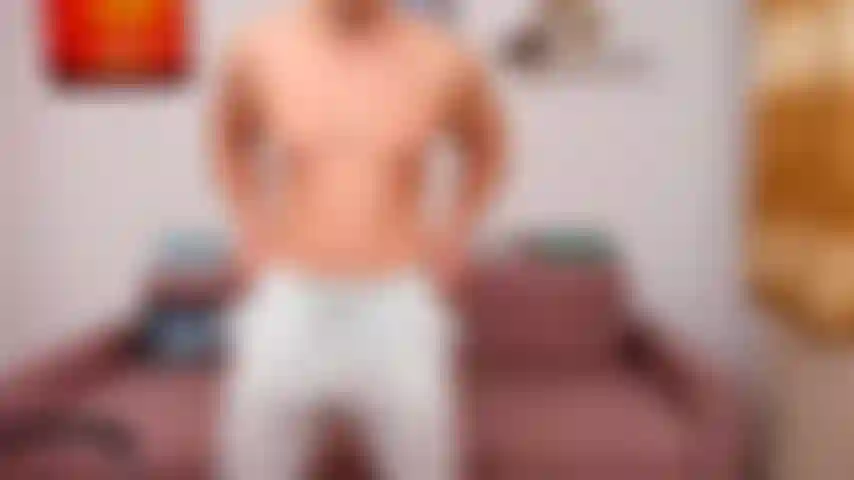Mostrándole al chico cómo lo follaría.