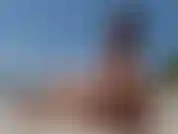 Haciendo algunos ejercicios desnudo.
