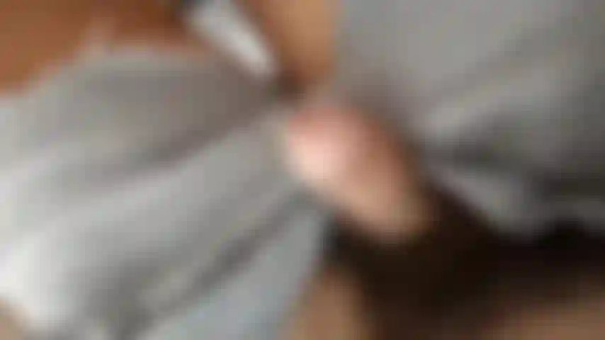 Masturbándome en punto de vista, disparando una buena y gruesa carga en mi gran pubis.