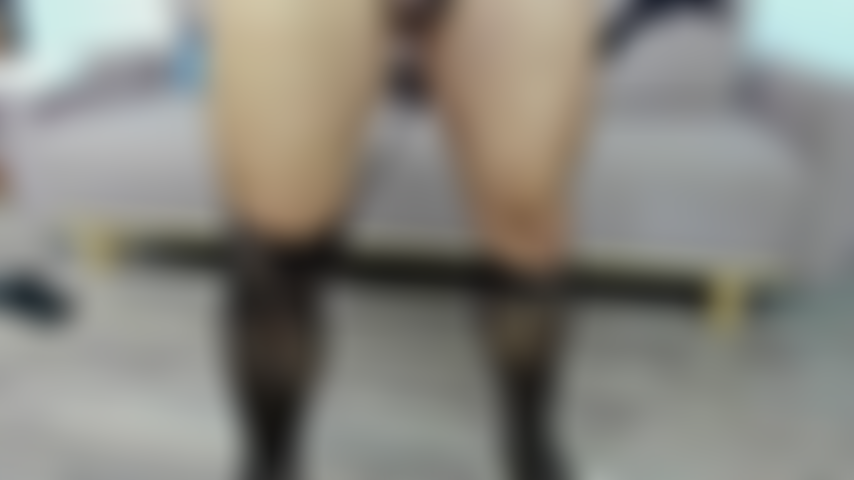 Que usa medias de mujer negras transparentes :).