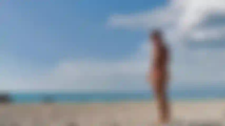 Un día increíble desnudo en la playa. Me encanta estar desnudo en público.