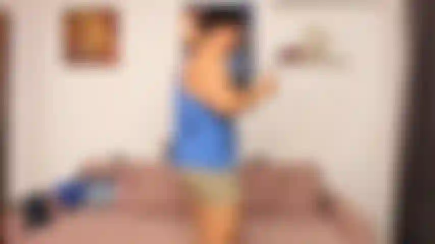 Me encuentro con mi ex cuñado en el gimnasio y empezamos a coquetear.