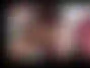 Mojada, garganta profunda, saliva, tetas grandes, tetas oscilantes, chupando, didlo, morbosa.