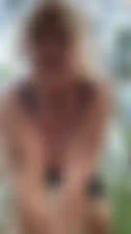 Al aire libre busco chicos por todas partes :).