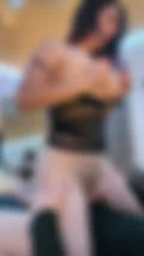 Había pasado tanto tiempo que ambos vinimos rápido.