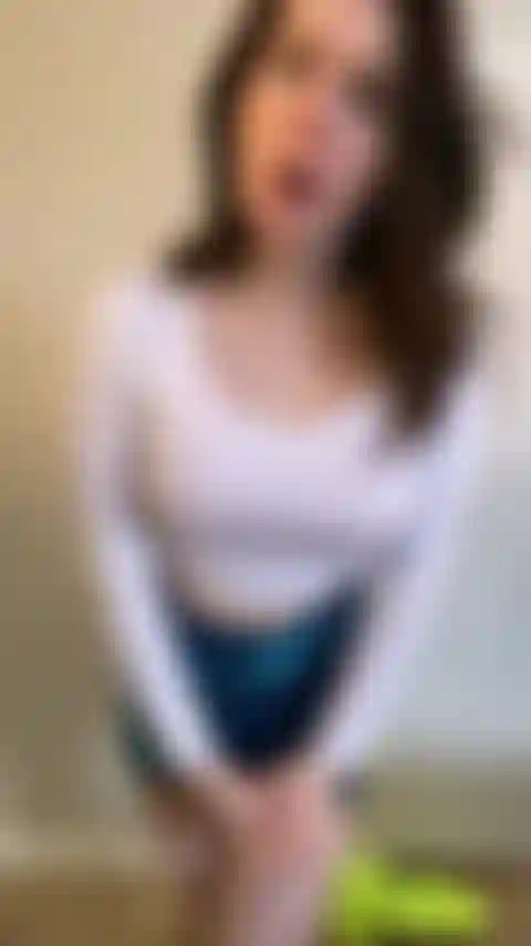 Convenciendo a mi amigo mike de que me folle a mí en lugar de a su esposa.