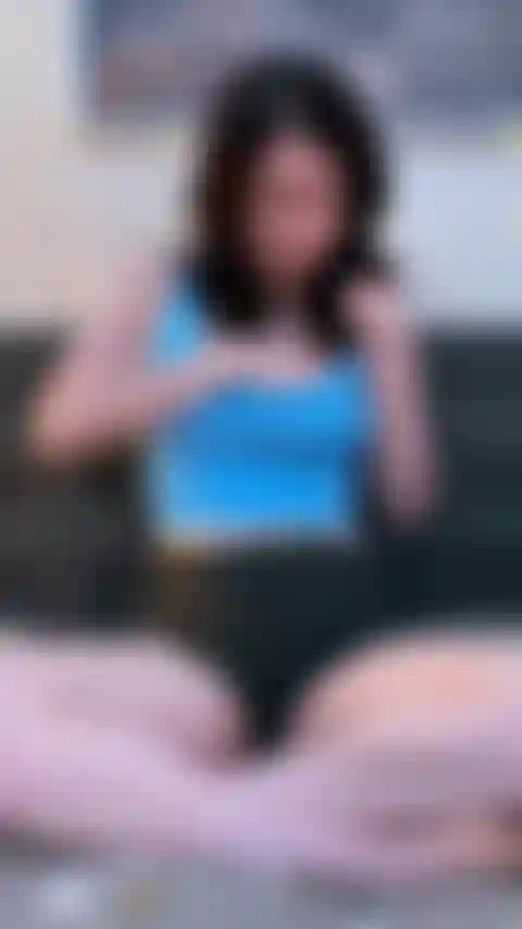 Ven a chuparme las tetitas.