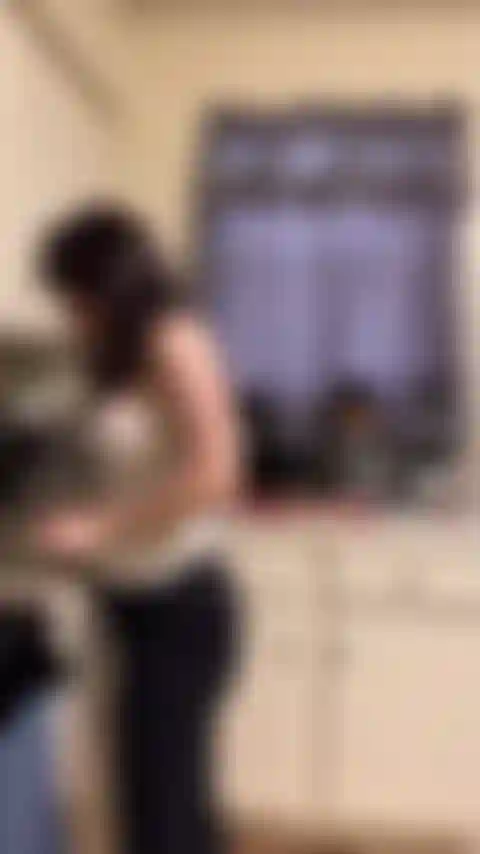 Diversión helada en la cocina.