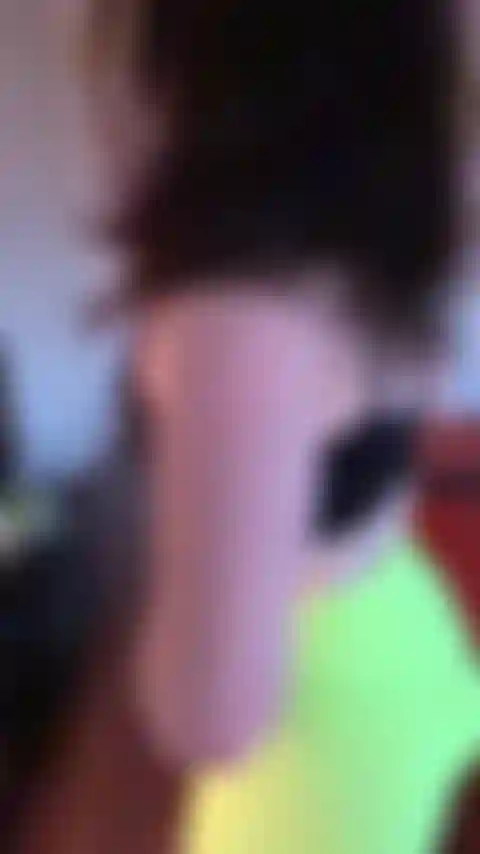 En cámara lenta alejándome y volviendo corriendo.