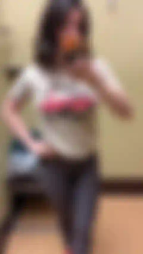 Más diversión en el probador.