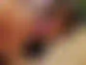 Colegiala traviesa se folla su estrecho coño.