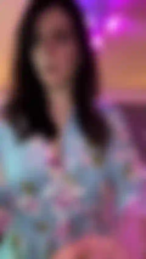 Novio quiere mamada de su novia salvaje: fantasía/juego de roles.