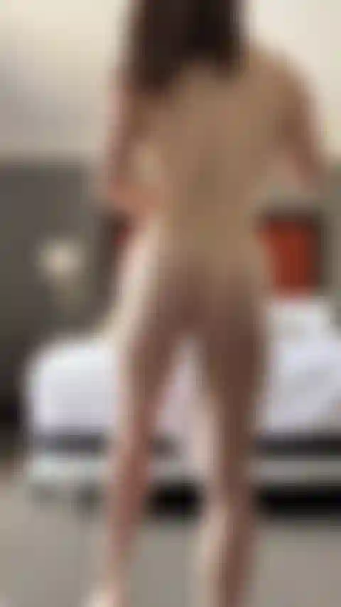 Ayúdame a ponerme loción después de la ducha.