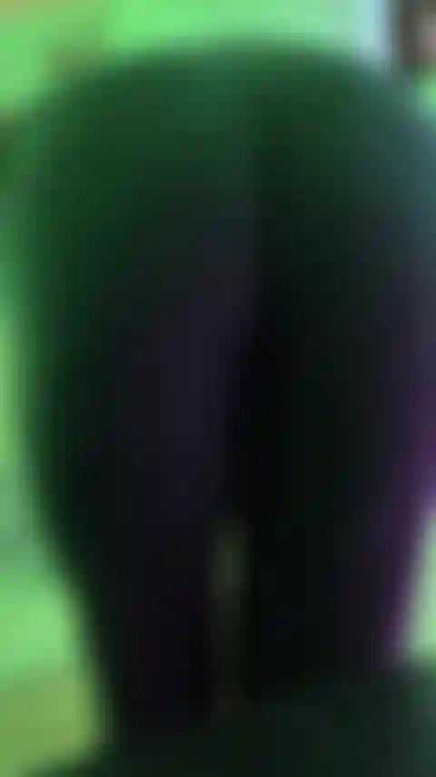 Strip tease y bj lento.