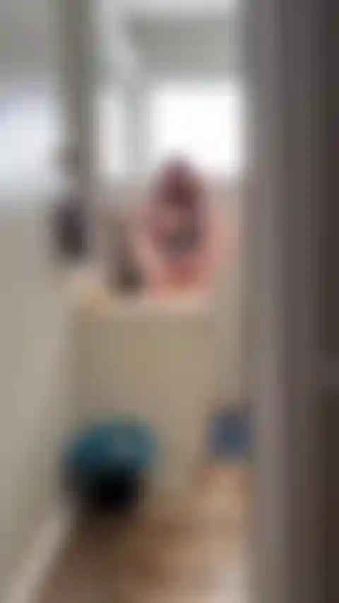 Entro en el juego de rol de tu compañera de cuarto.