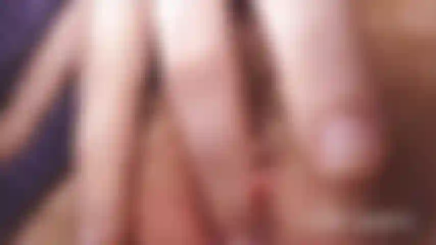 Masturbacion en publico en el coche.