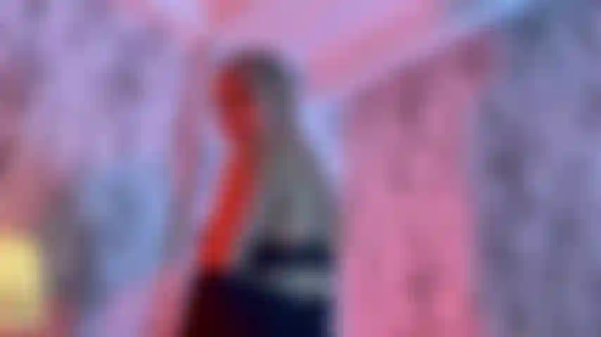 Ven a mi de rodillas |tease lenceria nylon | CaamilaChain.