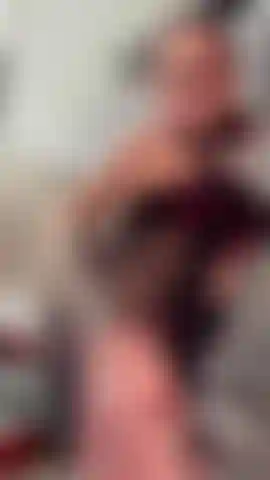 Minivestido qk tease de encaje negro.