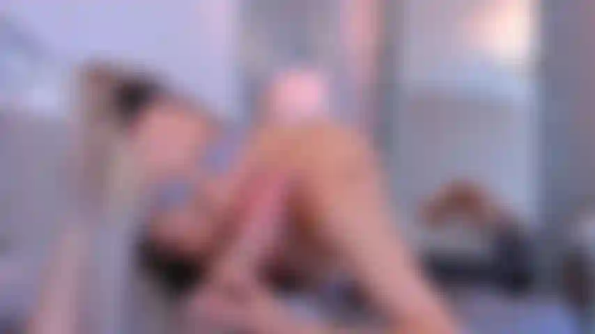 Chupándote descuidada y apasionada!!