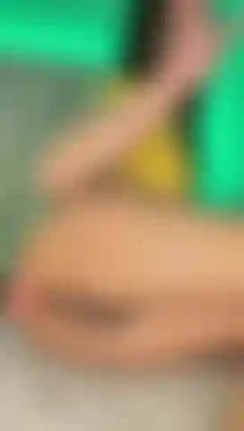 I fuck myself deepest0