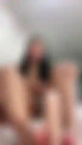 Come here and watch me masturbate my toy with my feet!