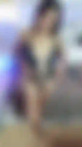 Disfruto mucho de mi delicioso cuerpo.