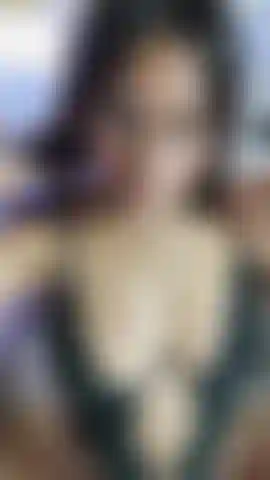 Mis tetas esperan ser llenadas con tu semen.