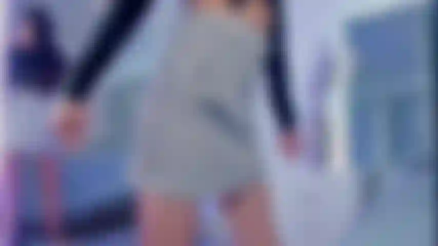 Y llevo una minifalda sexy.