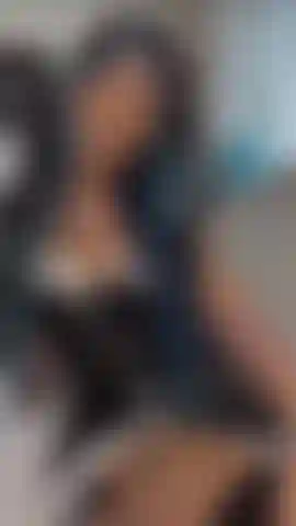 Anal training using plugs/ beads and dildo up to 8inches x