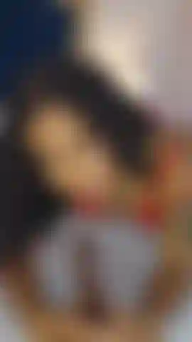 Te gusta que te chupe la polla.