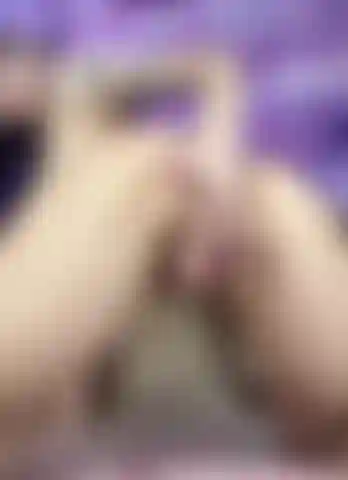 Dios mío, mi coño mojado se corre.