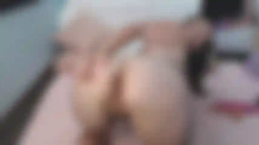 Aceite en todo mi trasero - twerking / cabalgando.