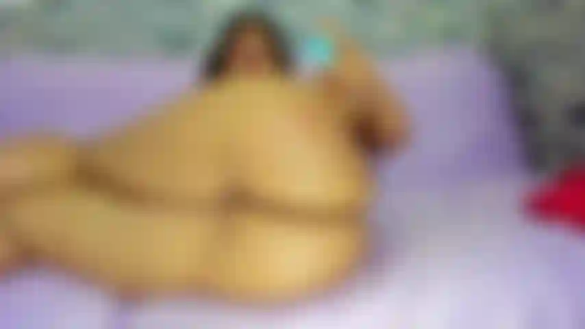 Nalgadas y cabalgada anal.