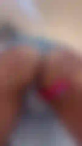 The panty don't cover my pussy enough