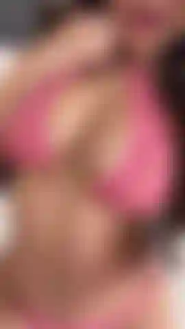 Small but with a hotter body