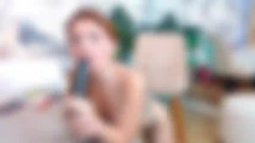 Preciosa desnuda y mamada.