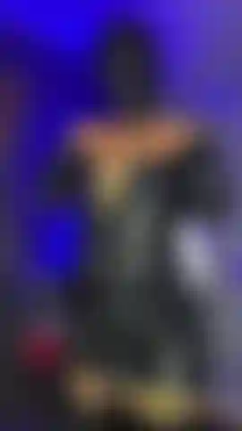 El sonido del látex moviéndose es la única melodía que escucharás mientras sigues mis órdenes.