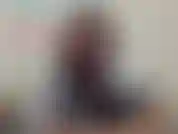 Tu novia camgirl ha tenido algunas ideas! Eres lo suficientemente valiente como para probar su cinturón en tu culo apretado?