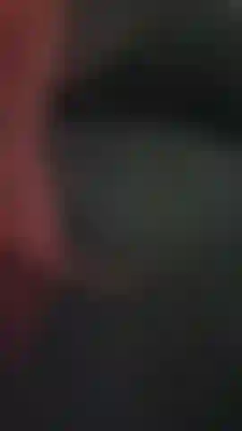 Quiero verte acariciarte tu hermosa y joven polla para mí y correrte mientras hablo de lo mucho mejor/más grande que es tu polla que la de mi marido mientras chorreas leche de mis tetas! Audio!