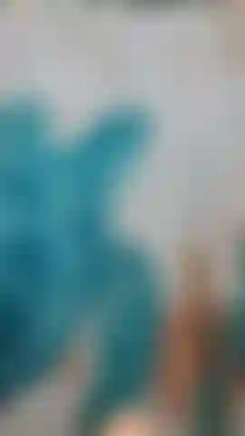 Le impidí a mi marido follarme estando muy embarazada y lo pillé en el baño masturbándose! Me ofrecí a ayudarlo y hacerle una paja hasta que se corrió sobre mi enorme barriga de embarazada. ( Video de consolador squirting) 39 semanas de embarazo.