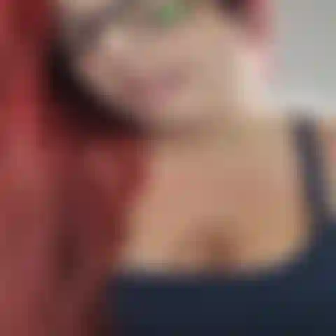 ¡Daniel quería que le follara mi cremoso coño de embarazada mientras me frotaba los pezones y la barriga! Mi coño está tan húmedo y cremoso que puedes oír lo mojado que está! Al final abro mi coño cremoso y le digo que me llene de semen. 35 Semanas!